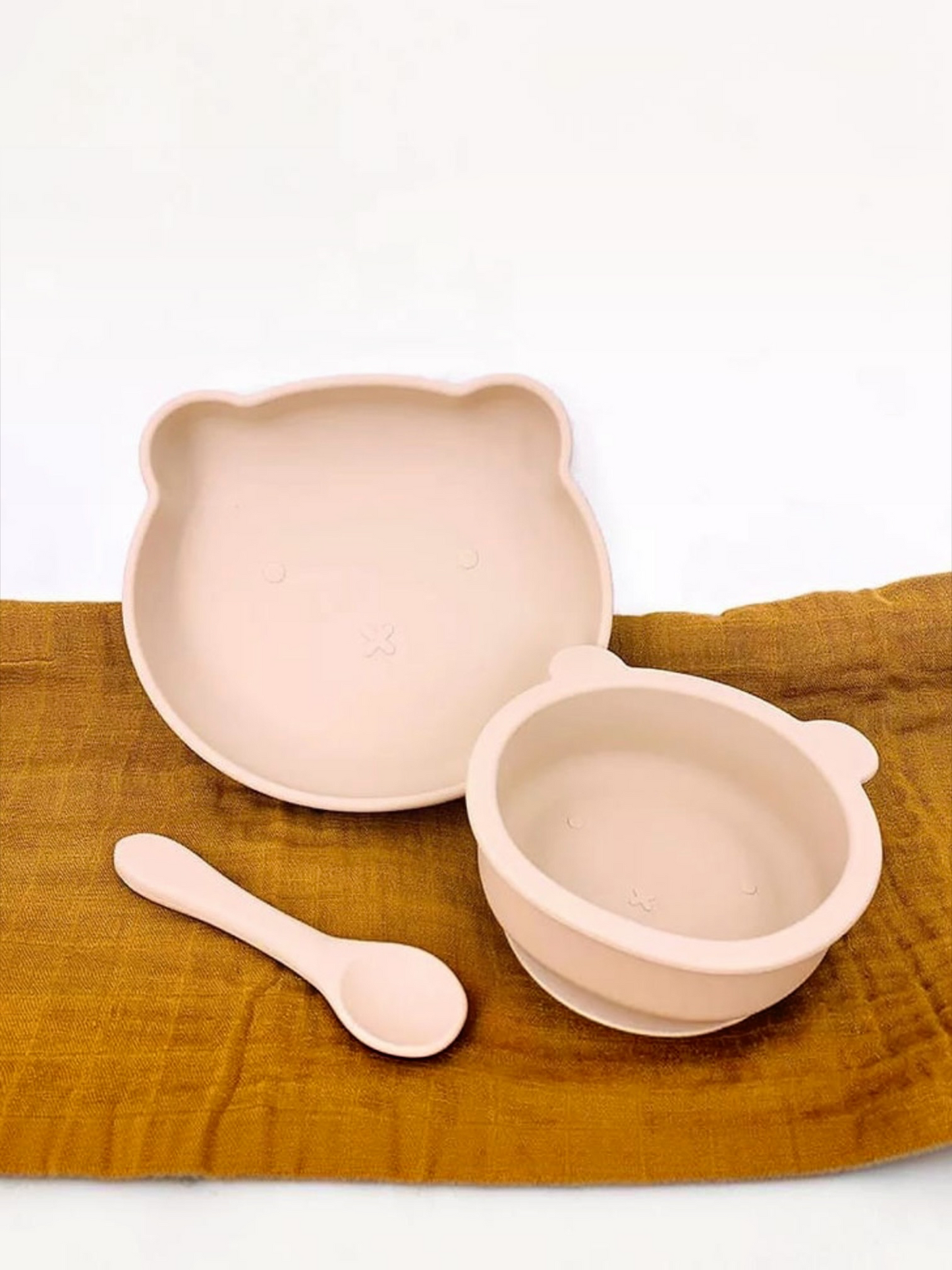 Set de diversificare din silicon alimentar cu ventuza ,model ursulet: bol, farfurie, bavetica si tacam, din silicon alimentar