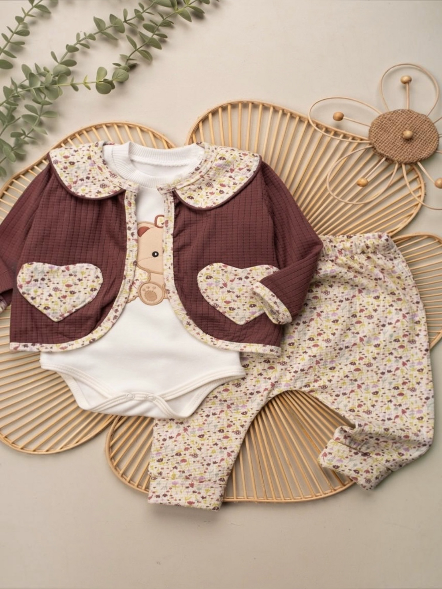 Set 3 piese pentru fetițe: Jachetă textured, Body și Pantaloni cu imprimeu floral
