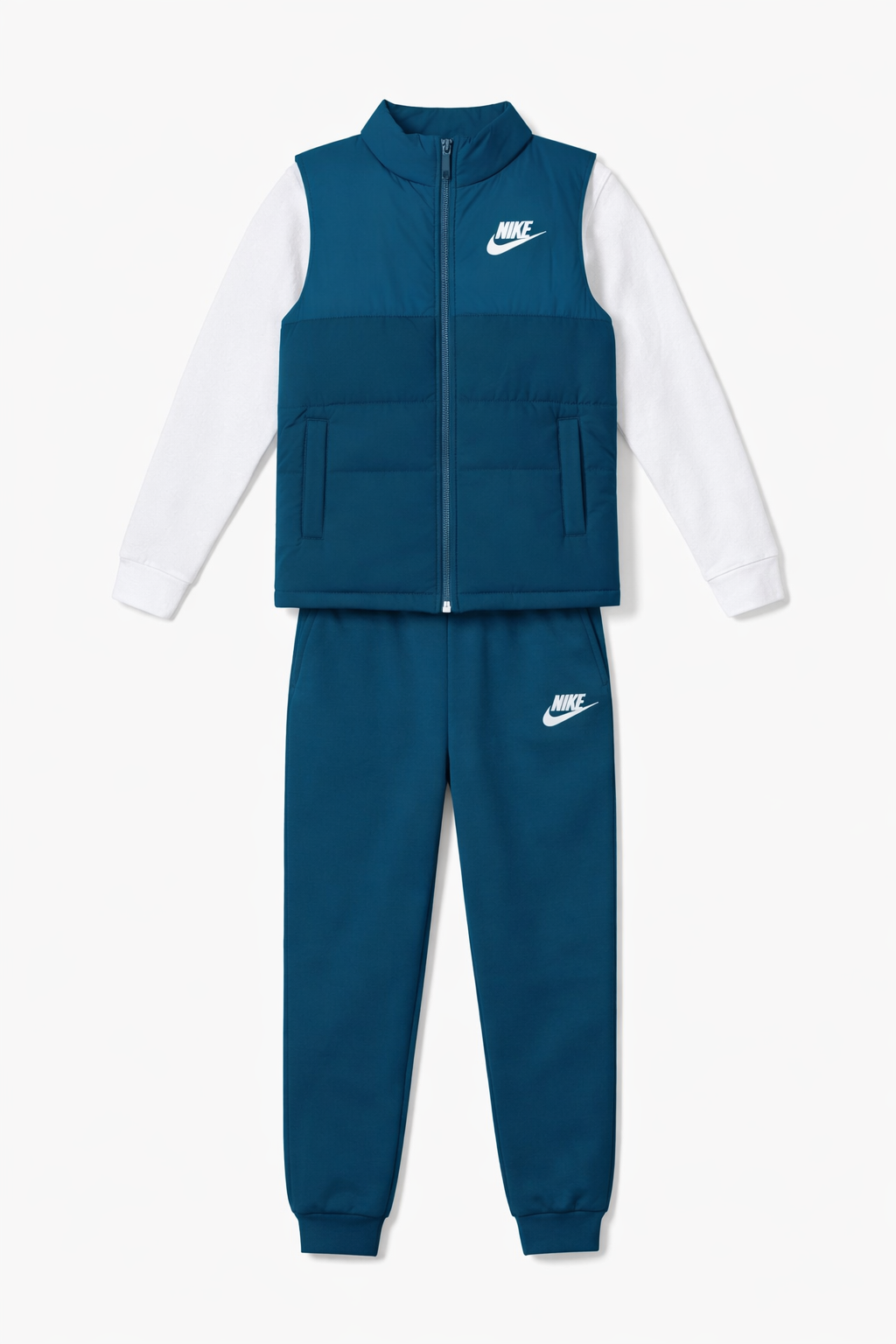Set 3 Piese Nike Băieți – Vestă Matlasată Albastru Teal, Bluză Albă și Pantaloni Trening