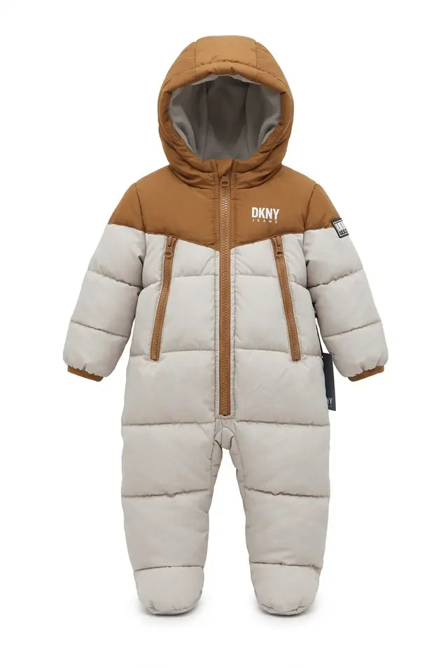 Combinezon DKNY gros pentru iarnă, maro și bej