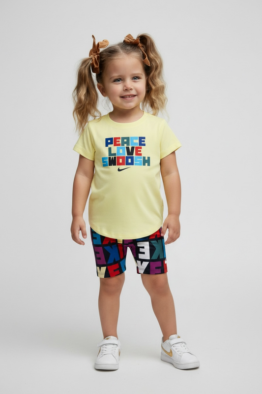 Set Nike cu colanti tricou si pantaloni scurti imprimeu all over