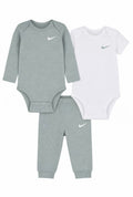 Set Nike bebeluși 3 piese, Bluza, Body alb și Pantaloni sport