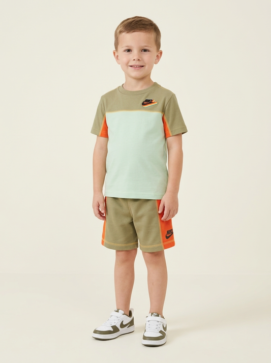 Set Nike copii verde - Tricou si pantaloni scurti
